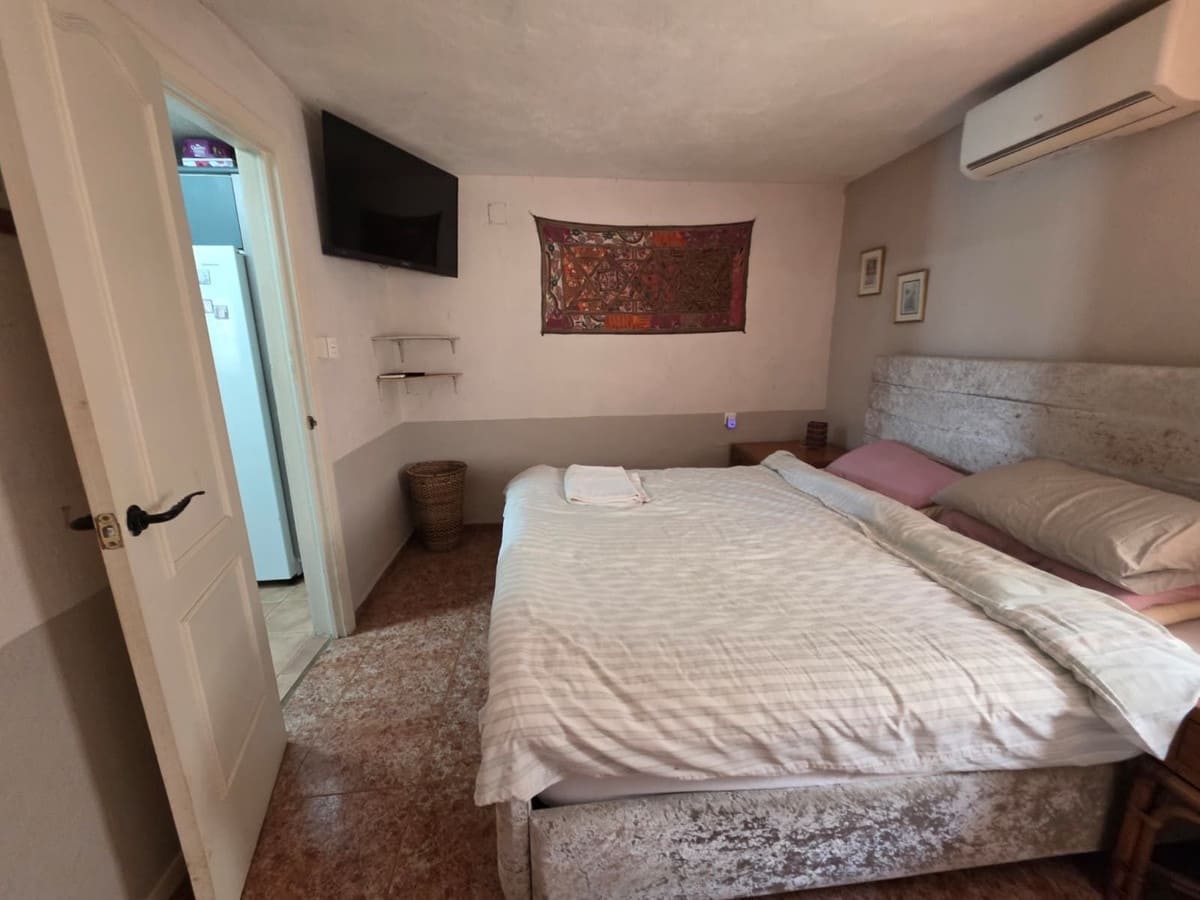 4 bedroom Finca/Country House for sale in Guaro with pool garage - € 270,000 (Ref: 9976138)