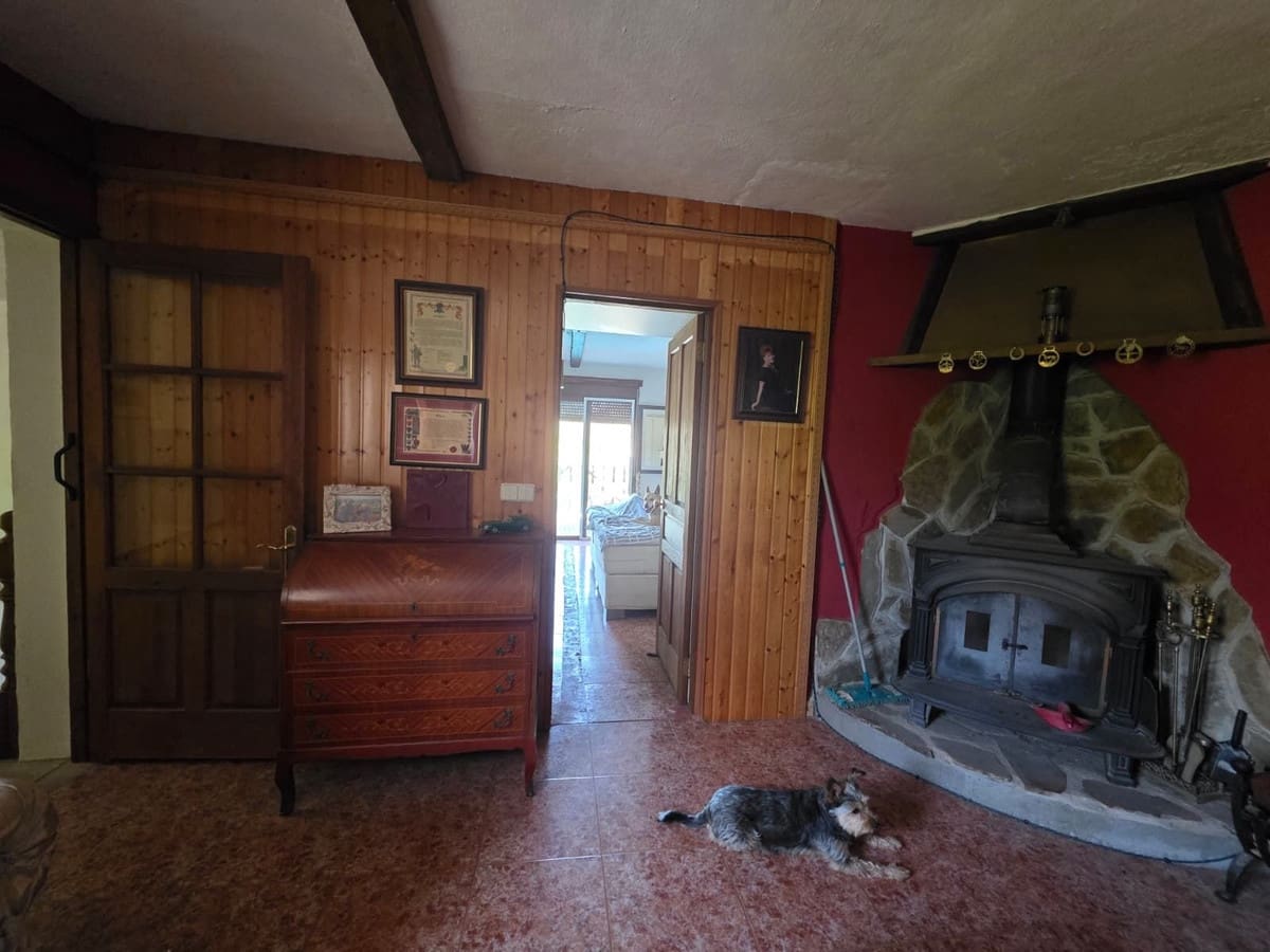 4 bedroom Finca/Country House for sale in Guaro with pool garage - € 270,000 (Ref: 9976138)