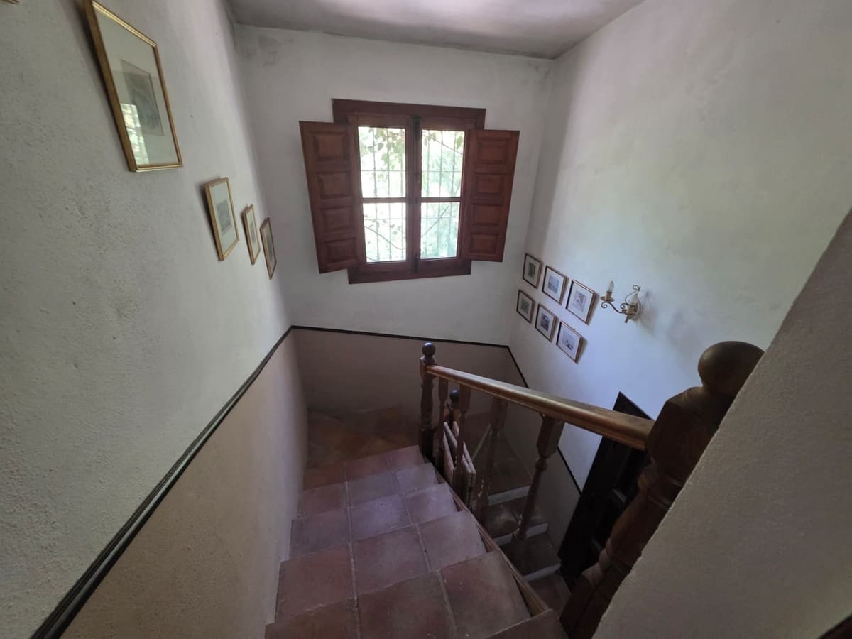 4 bedroom Finca/Country House for sale in Guaro with pool garage - € 270,000 (Ref: 9976138)