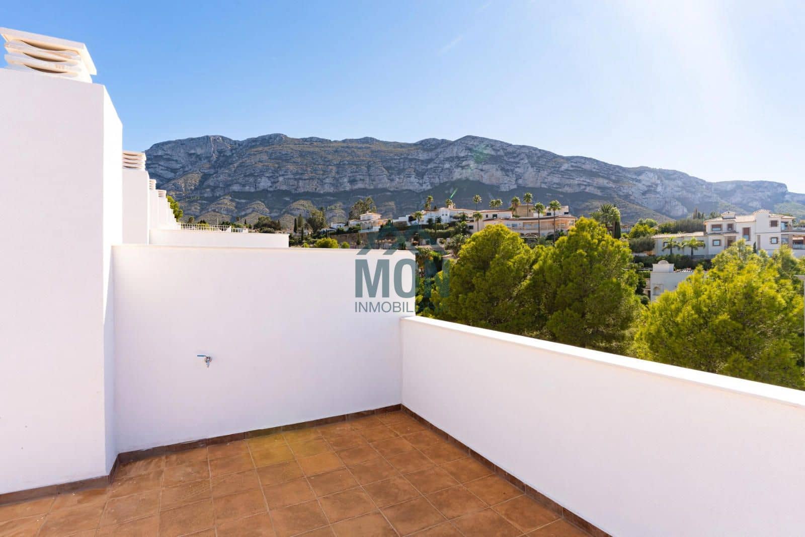 3 bedroom Townhouse for sale in Denia with pool garage - € 530,000 (Ref: 10078758)