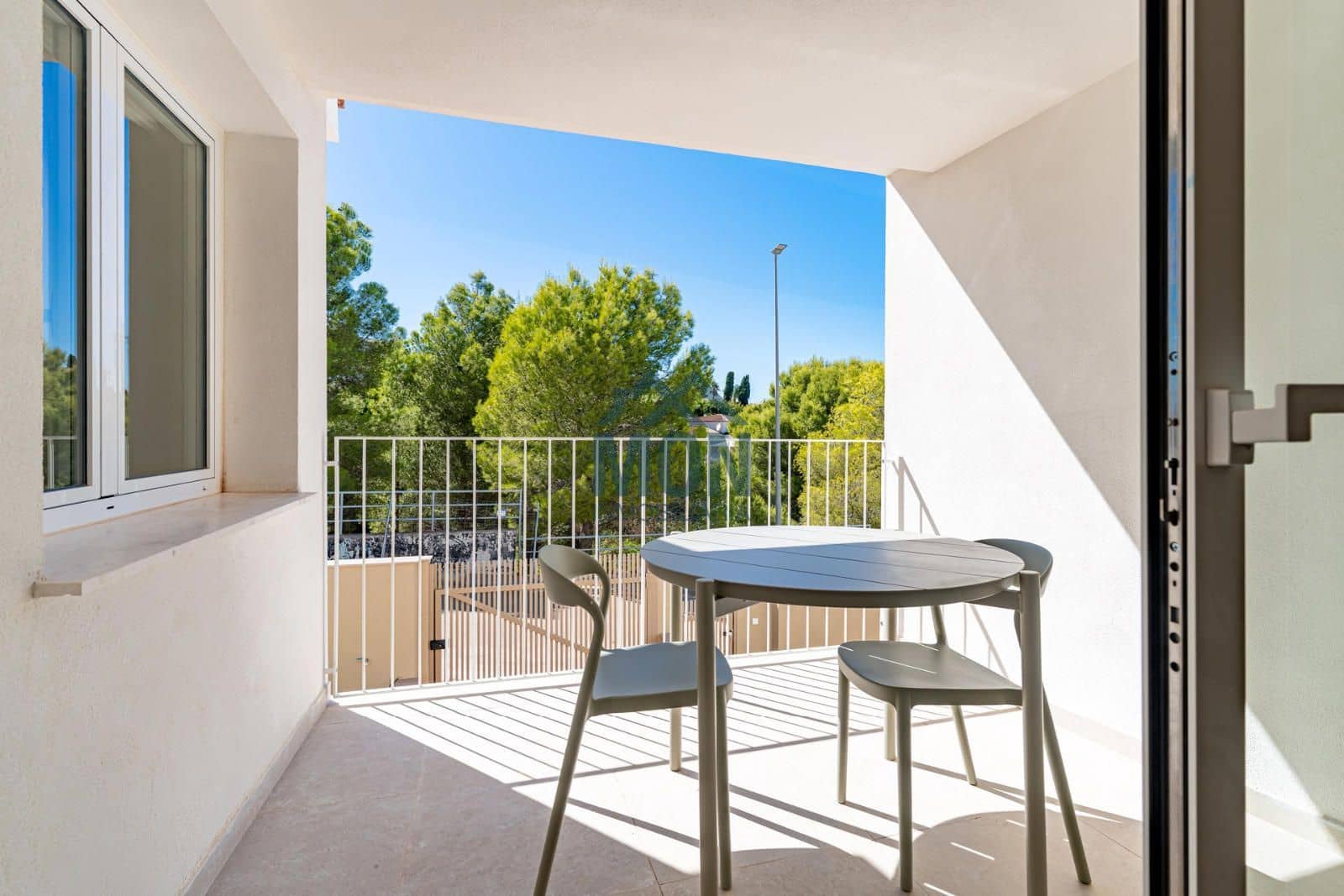 3 bedroom Townhouse for sale in Denia with pool garage - € 530,000 (Ref: 10078758)