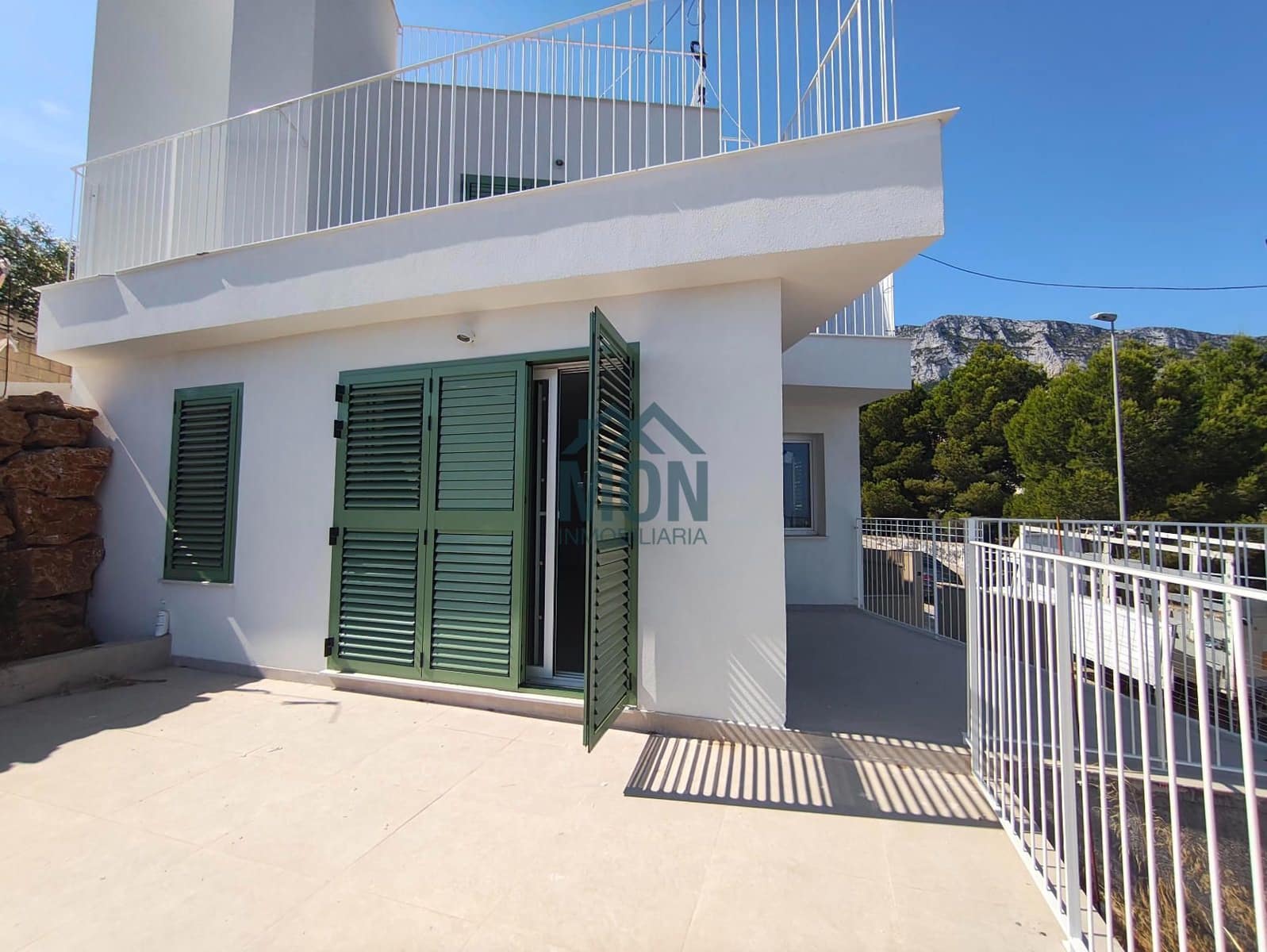 Chalet de 3 habitaciones en Dénia en venta con piscina garaje - 890.000 € (Ref: 10078759)