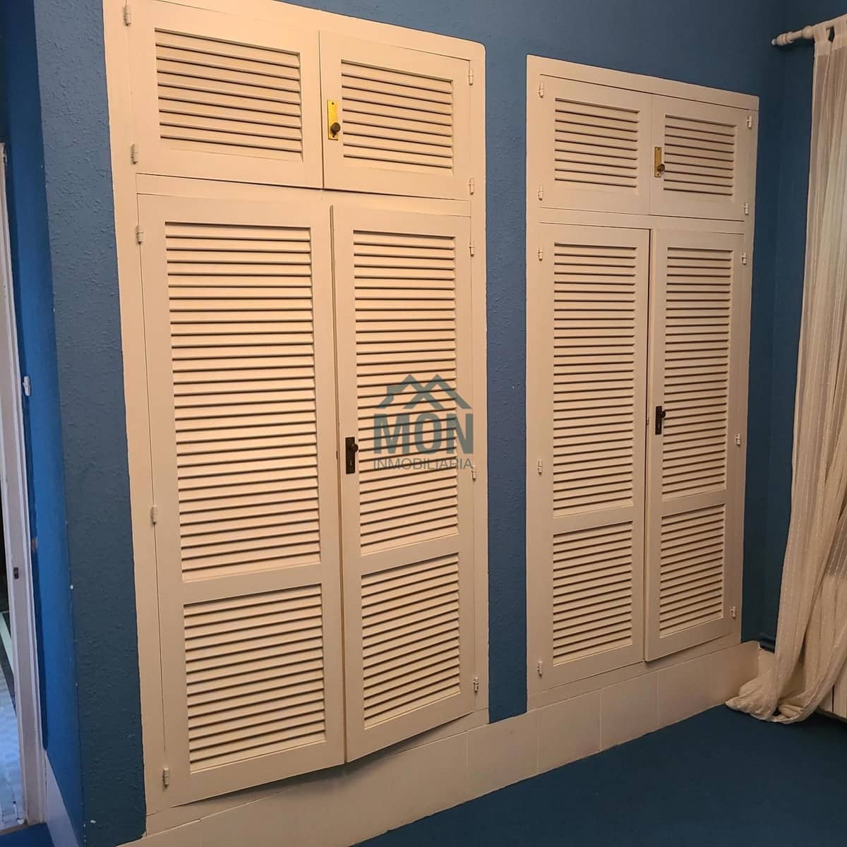 Chalet de 8 habitaciones en Rocafort en venta con garaje - 1.200.000 € (Ref: 10078764)