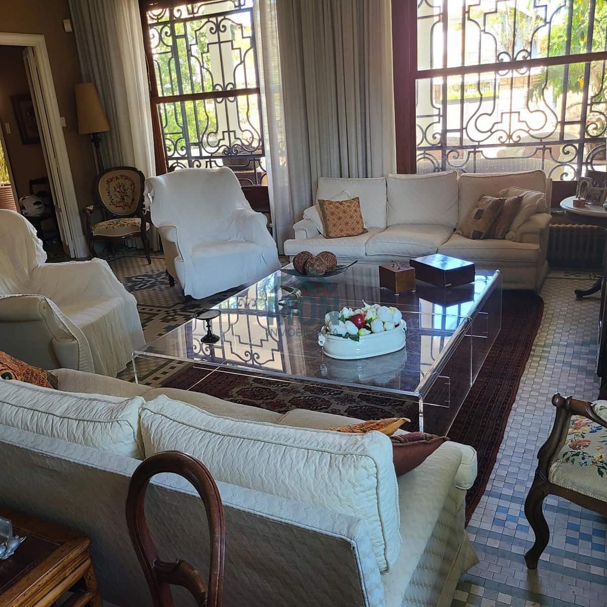 Chalet de 8 habitaciones en Rocafort en venta con garaje - 1.200.000 € (Ref: 10078764)