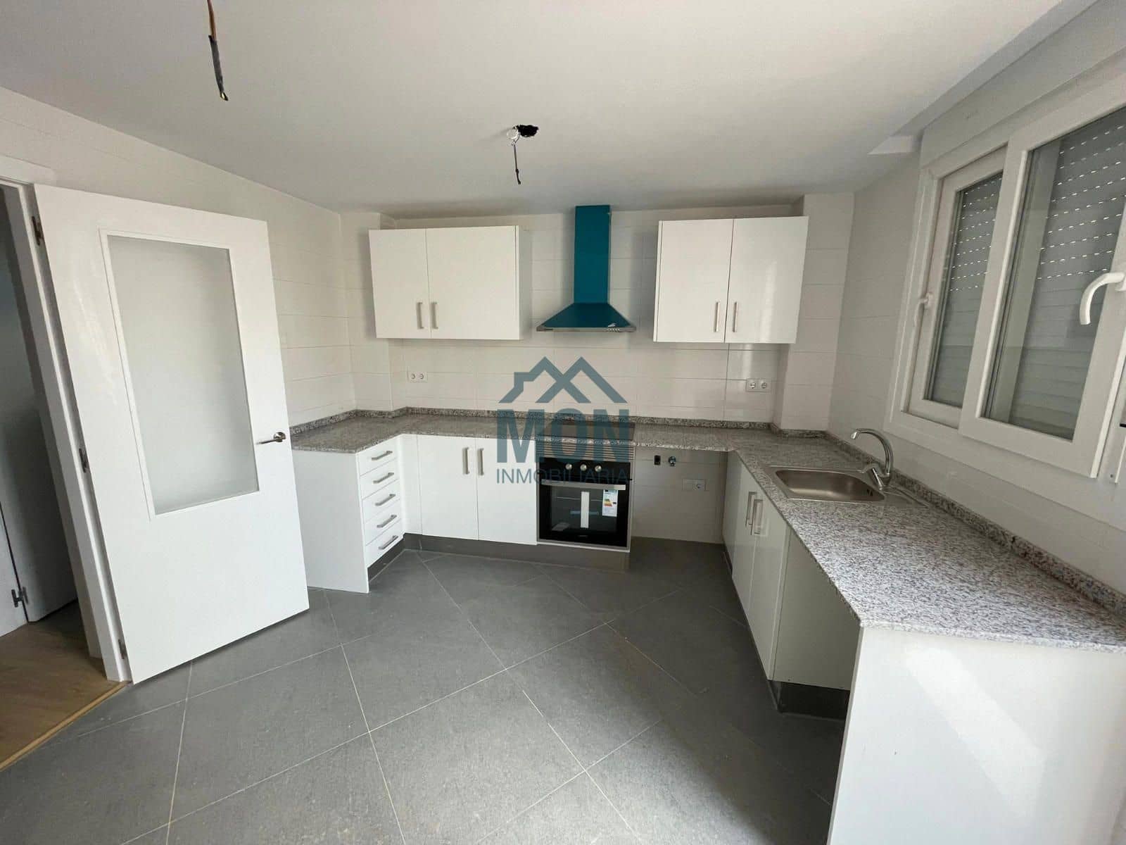 3 sypialnia Dom na sprzedaż w Almassora / Almazora z basenem garażem - 163 000 € (Ref: 10144759)