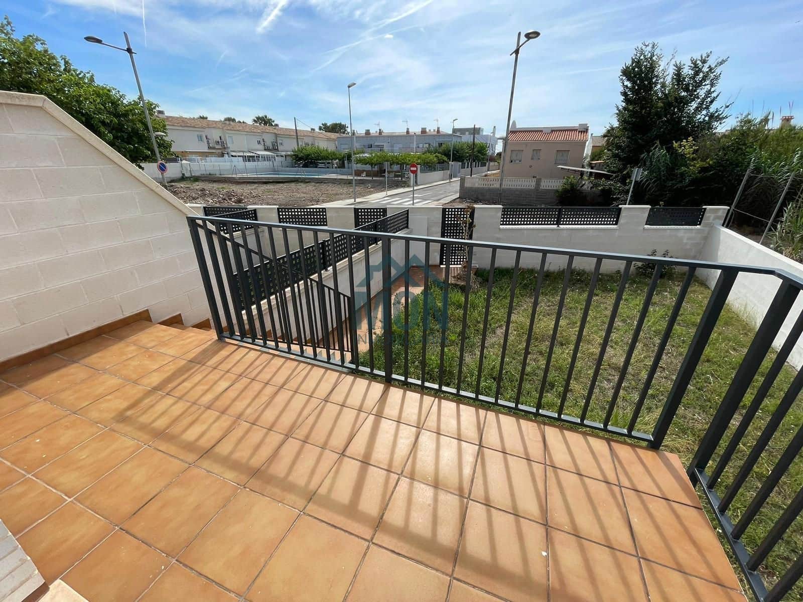 3 sypialnia Dom na sprzedaż w Almassora / Almazora z basenem garażem - 163 000 € (Ref: 10144759)