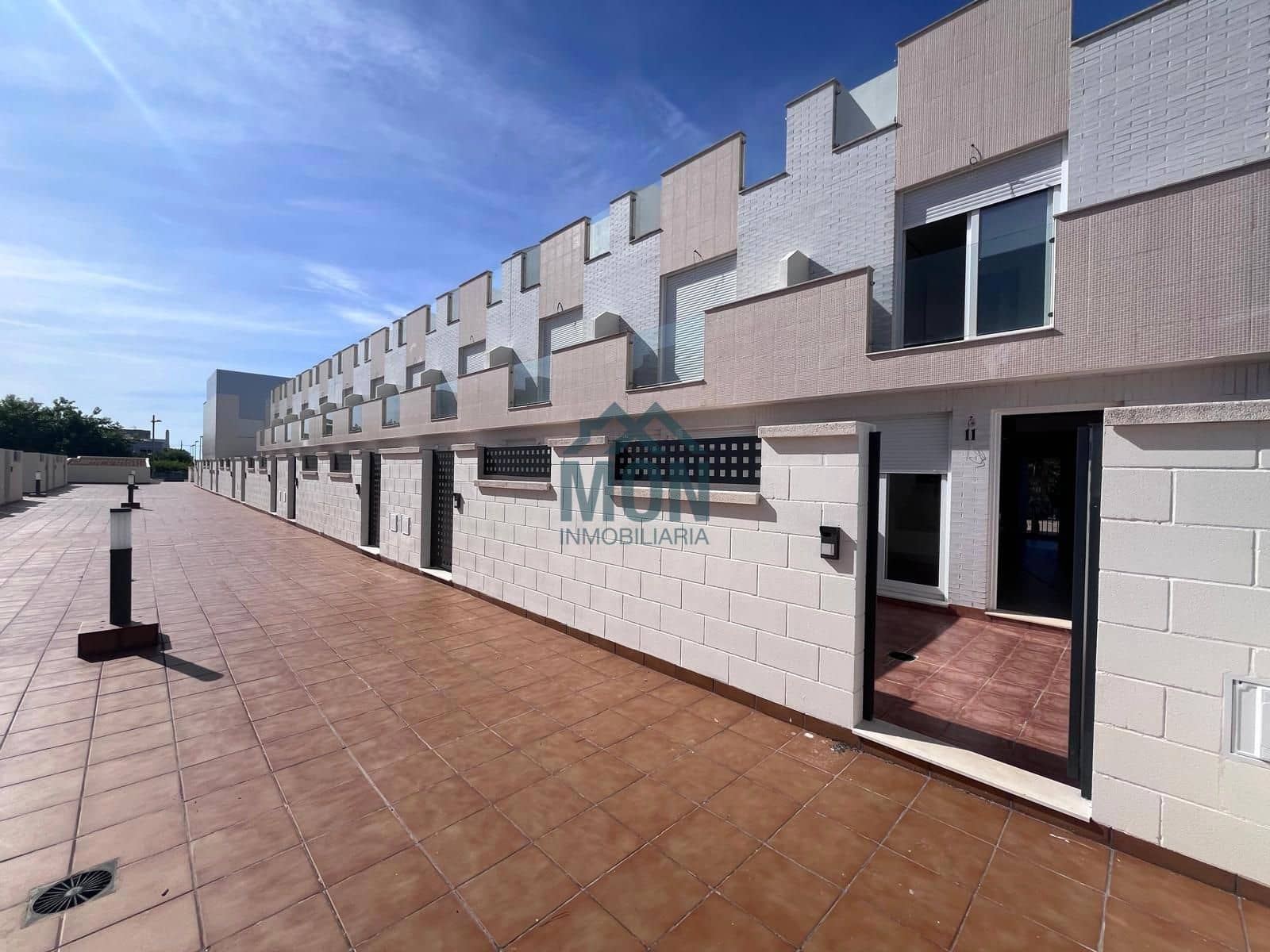 3 sypialnia Dom na sprzedaż w Almassora / Almazora z basenem garażem - 163 000 € (Ref: 10144759)