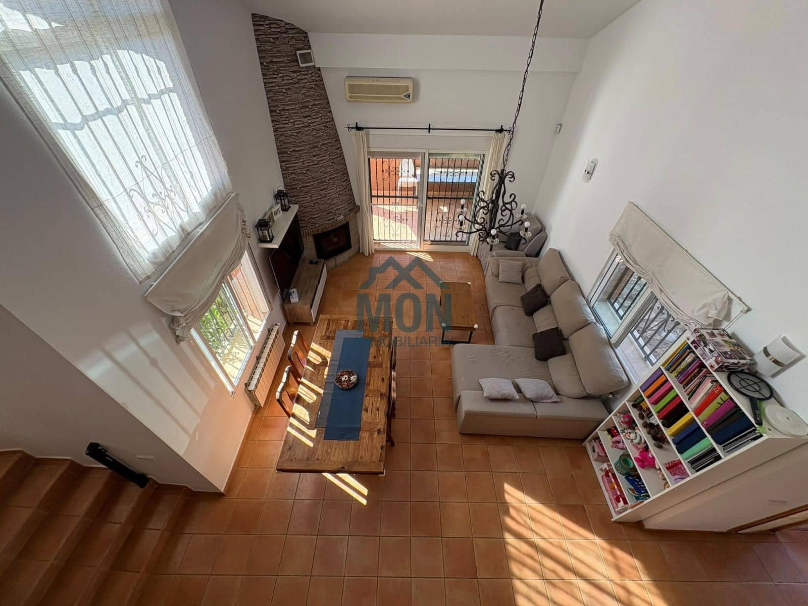 Chalet de 3 habitaciones en Chiva en venta con piscina garaje - 410.000 € (Ref: 10175918)