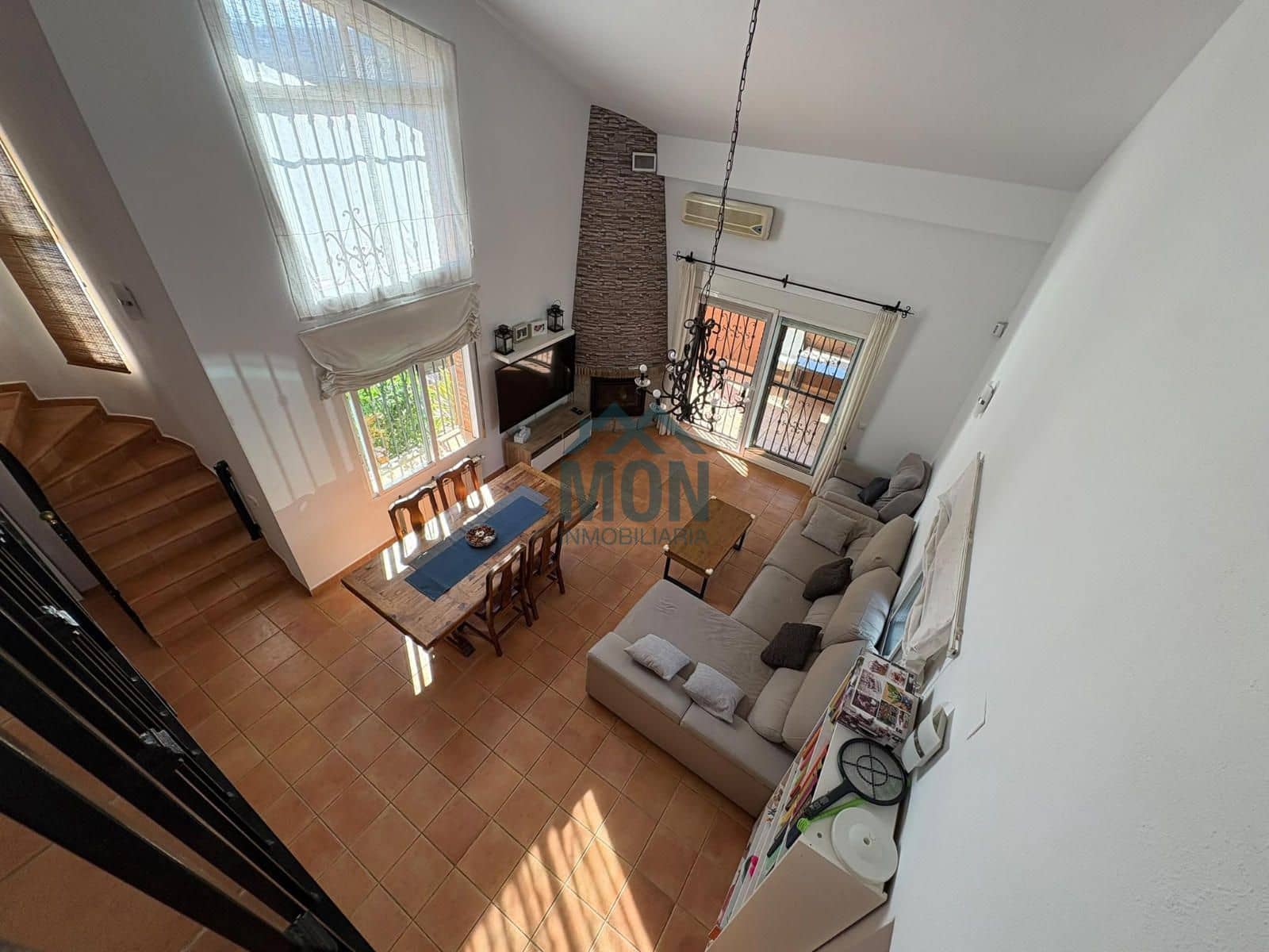 Chalet de 3 habitaciones en Chiva en venta con piscina garaje - 410.000 € (Ref: 10175918)