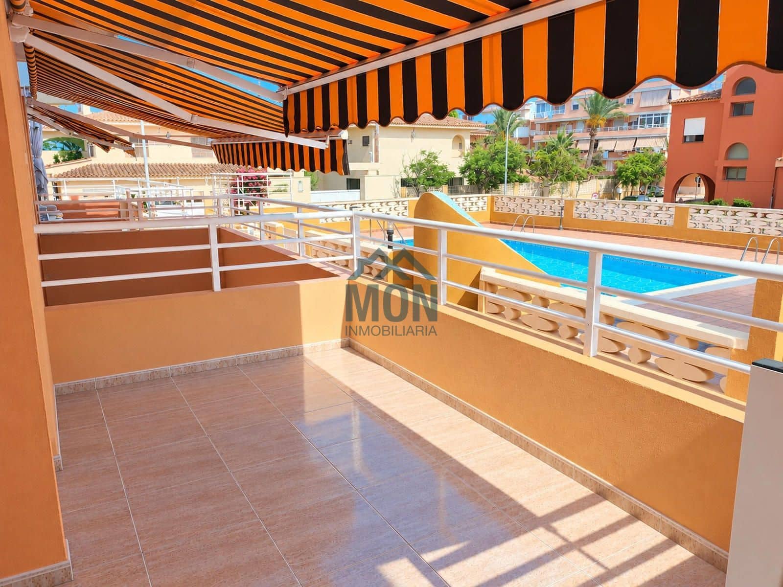 3 soveværelse Byhus til salg i Tavernes de la Valldigna med swimmingpool garage - € 285.000 (Ref: 10177663)