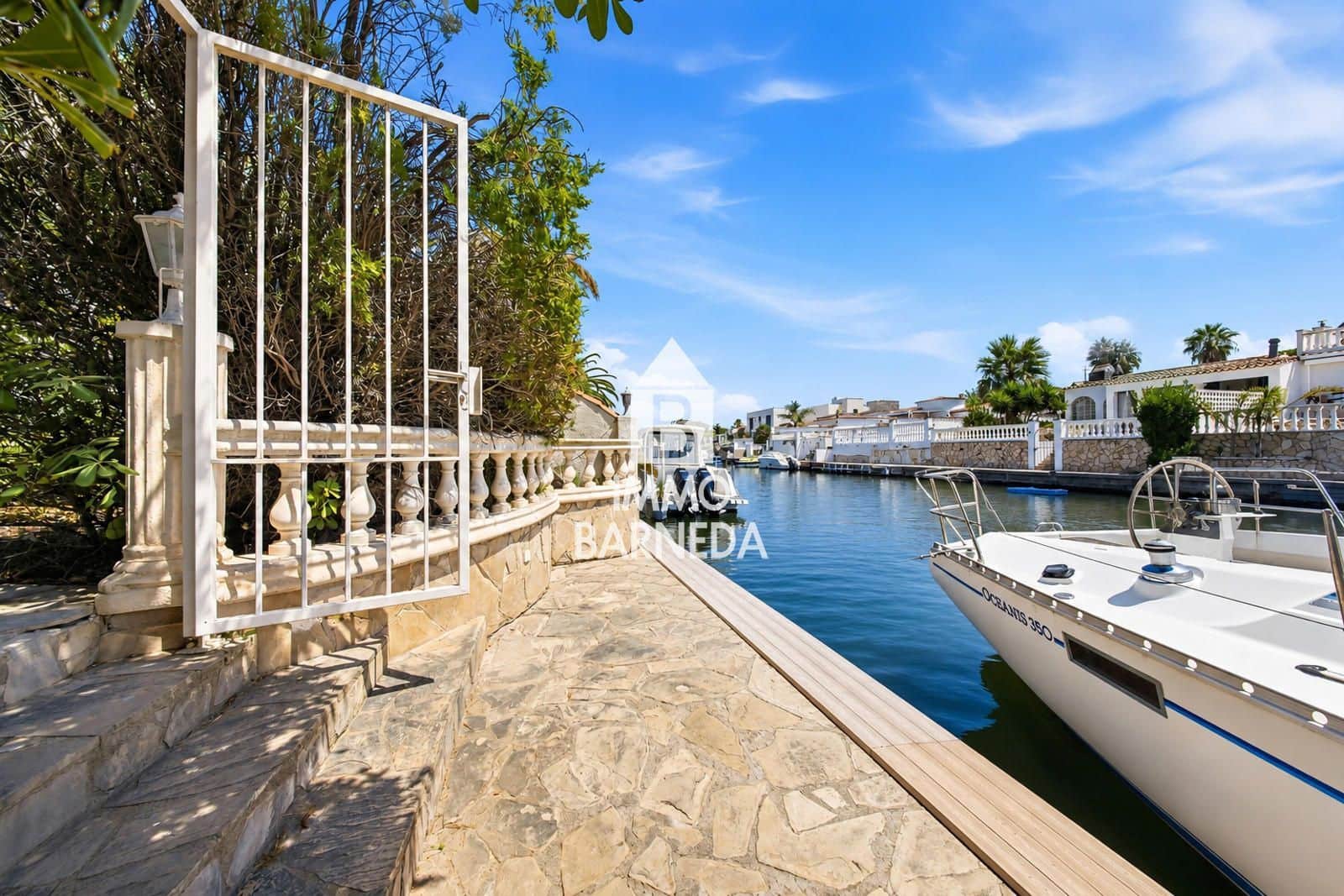3 camera da letto Villa in vendita in Empuriabrava con piscina garage - 1.060.000 € (Rif: 10008083)