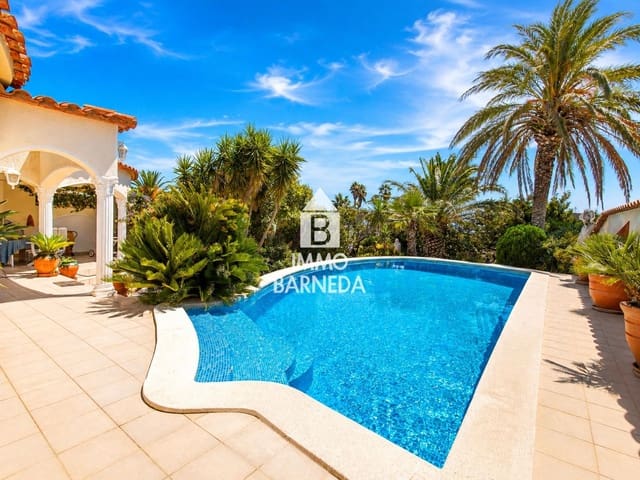 3 camera da letto Villa in vendita in Empuriabrava, Castelló d'Empúries con piscina garage - 1.060.000 € (Rif: 10008083)