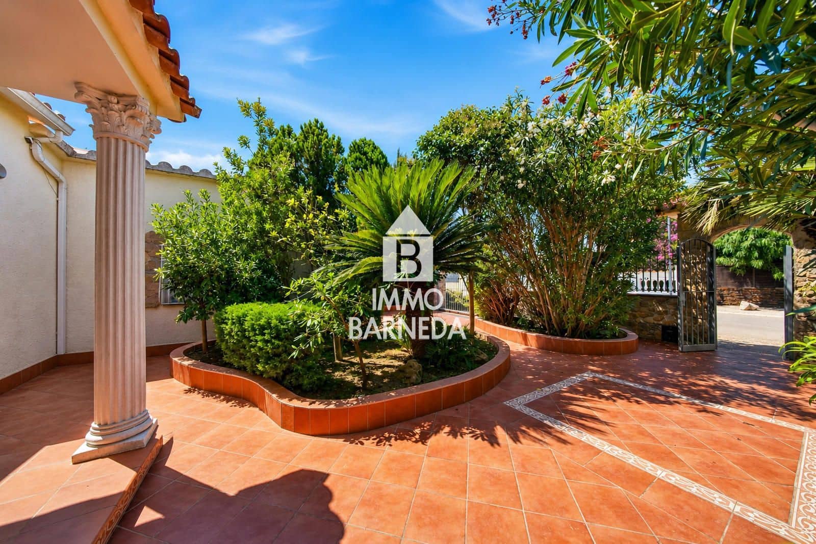 3 camera da letto Villa in vendita in Empuriabrava con piscina garage - 1.060.000 € (Rif: 10008083)