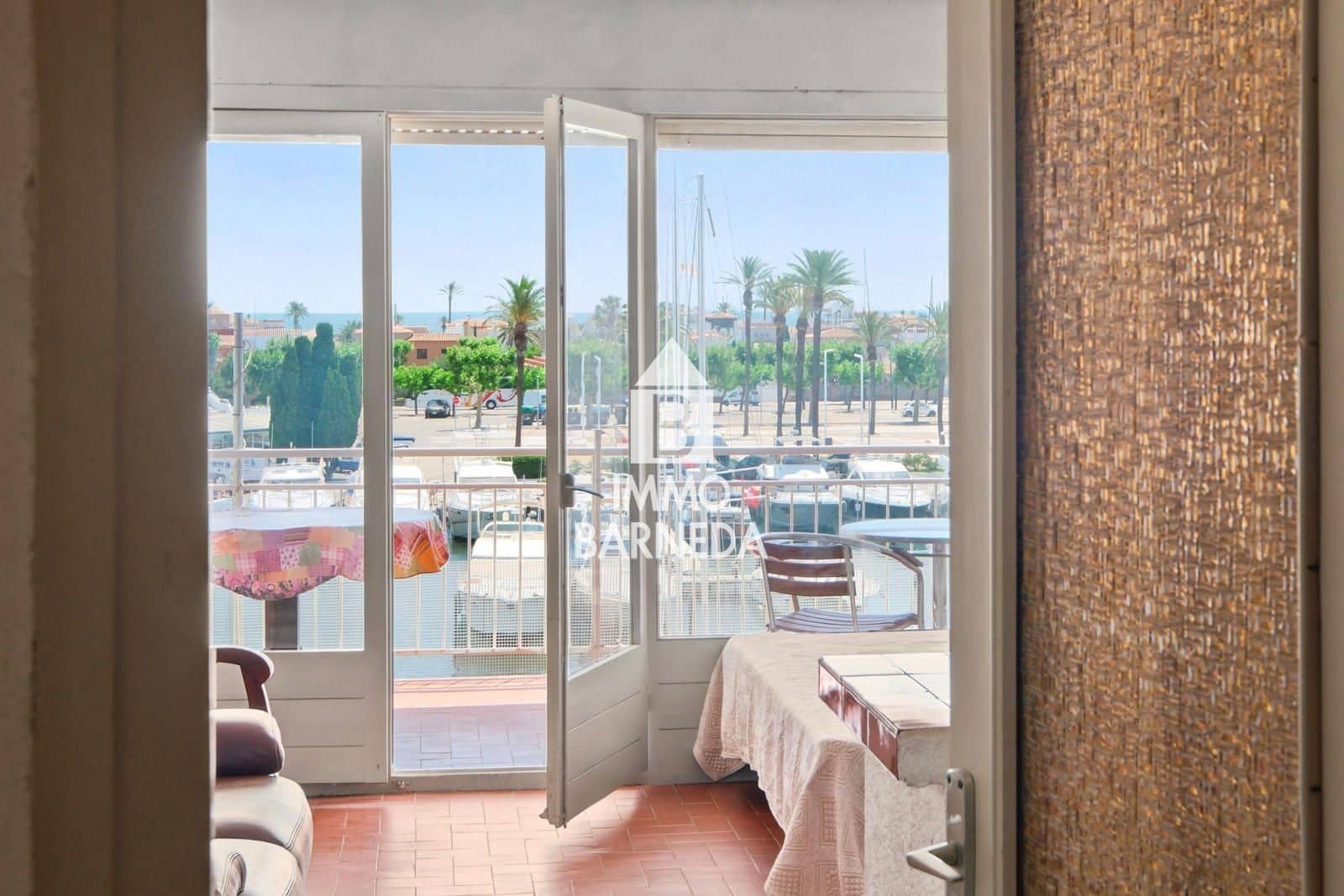 Apartamento para venda em Empuriabrava - 135 000 € (Ref: 10022947)