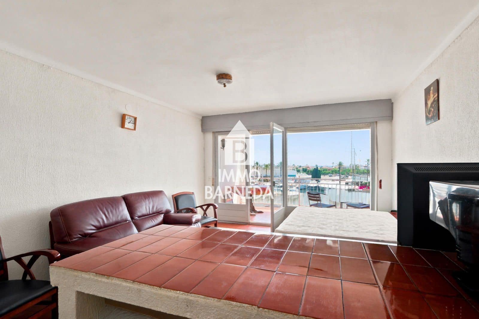 Apartamento para venda em Empuriabrava - 135 000 € (Ref: 10022947)