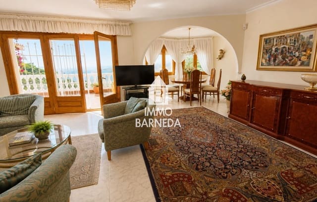 2 sypialnia Willa na sprzedaż w Roses z garażem - 545 000 € (Ref: 10022948)