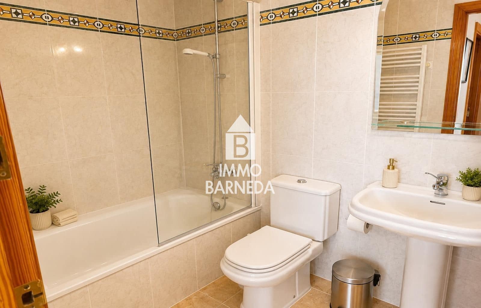 Chalet de 2 habitaciones en Roses en venta con garaje - 545.000 € (Ref: 10022948)