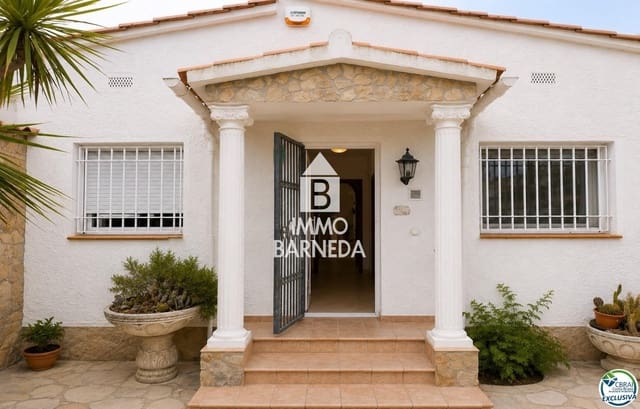 3 quarto Moradia para venda em Empuriabrava, Castelló d'Empúries com garagem - 795 000 € (Ref: 10037639)