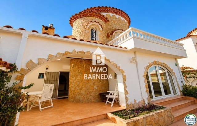 3 quarto Moradia para venda em Empuriabrava, Castelló d'Empúries com garagem - 795 000 € (Ref: 10037639)