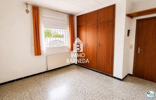 3 quarto Moradia para venda em Empuriabrava, Castelló d'Empúries com garagem - 795 000 € (Ref: 10037639)