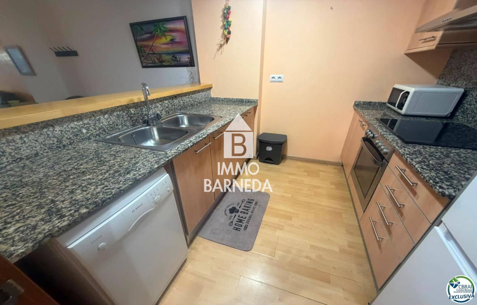 2 bedroom Flat for sale in Roses with pool garage - € 475,000 (Ref: 10037640)