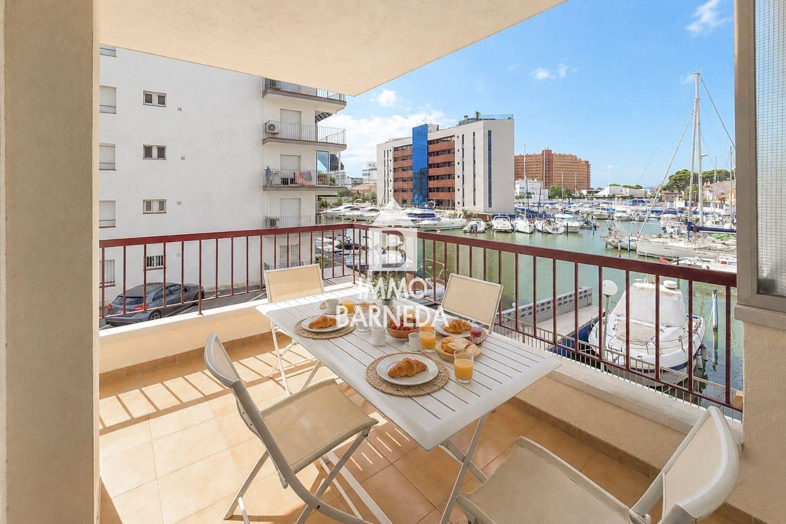 2 bedroom Flat for sale in Santa Margarida with garage - € 270,000 (Ref: 10044095)