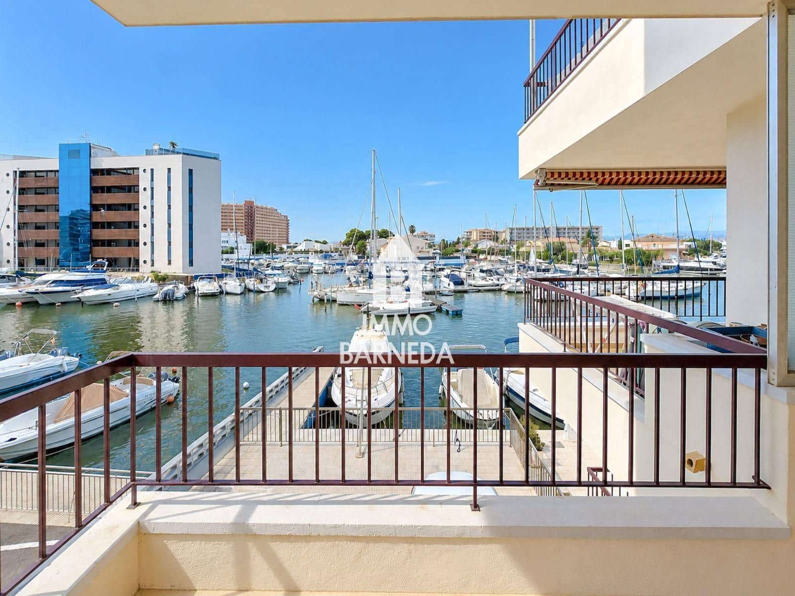 2 bedroom Flat for sale in Santa Margarida with garage - € 270,000 (Ref: 10044095)
