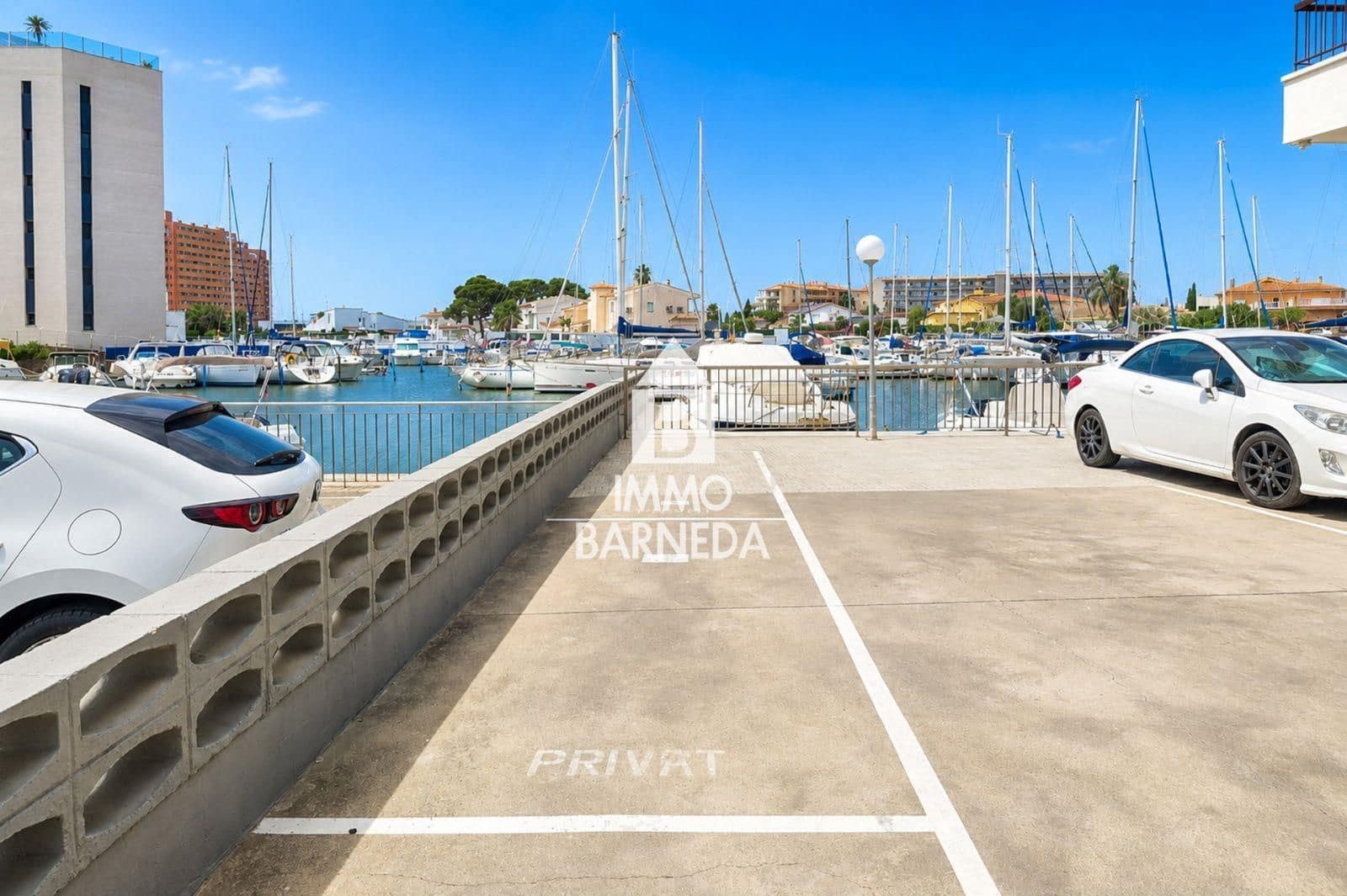 2 bedroom Flat for sale in Santa Margarida with garage - € 270,000 (Ref: 10044095)