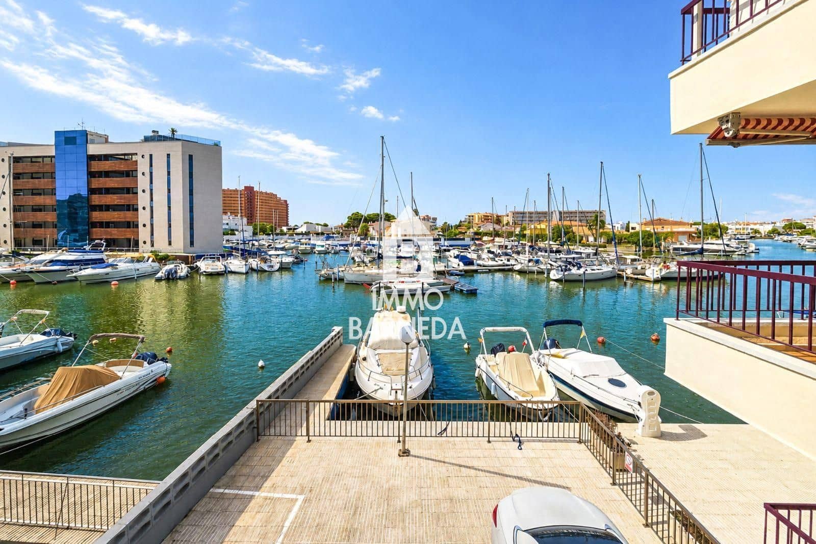 2 bedroom Flat for sale in Santa Margarida with garage - € 270,000 (Ref: 10044095)