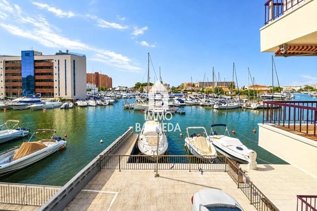 2 sovrum Lägenhet till salu i Santa Margarida, Roses med garage - 270 000 € (Ref: 10044095)
