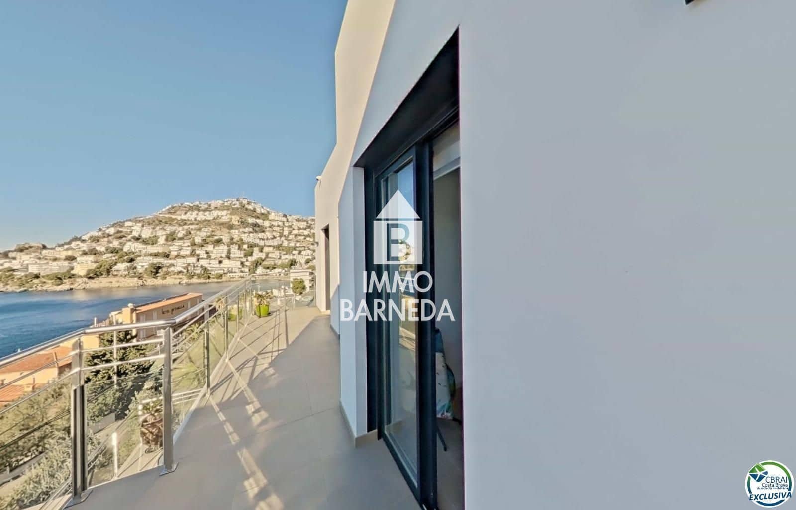 3 slaapkamer Villa te koop in Roses met zwembad garage - € 1.499.000 (Ref: 10051994)