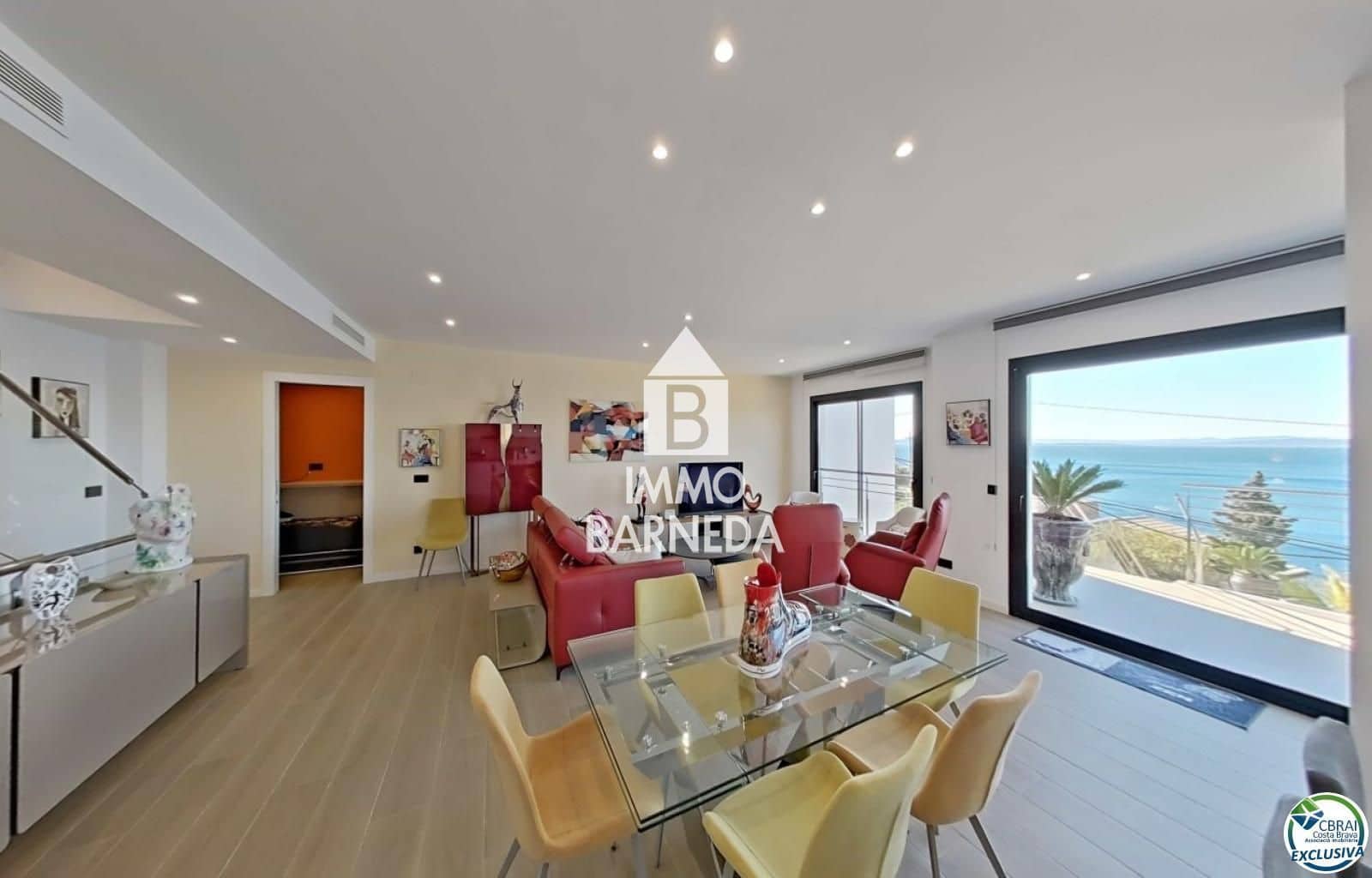 3 slaapkamer Villa te koop in Roses met zwembad garage - € 1.499.000 (Ref: 10051994)