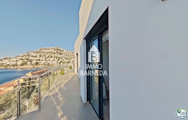 3 slaapkamer Villa te koop in Roses met zwembad garage - € 1.499.000 (Ref: 10051994)