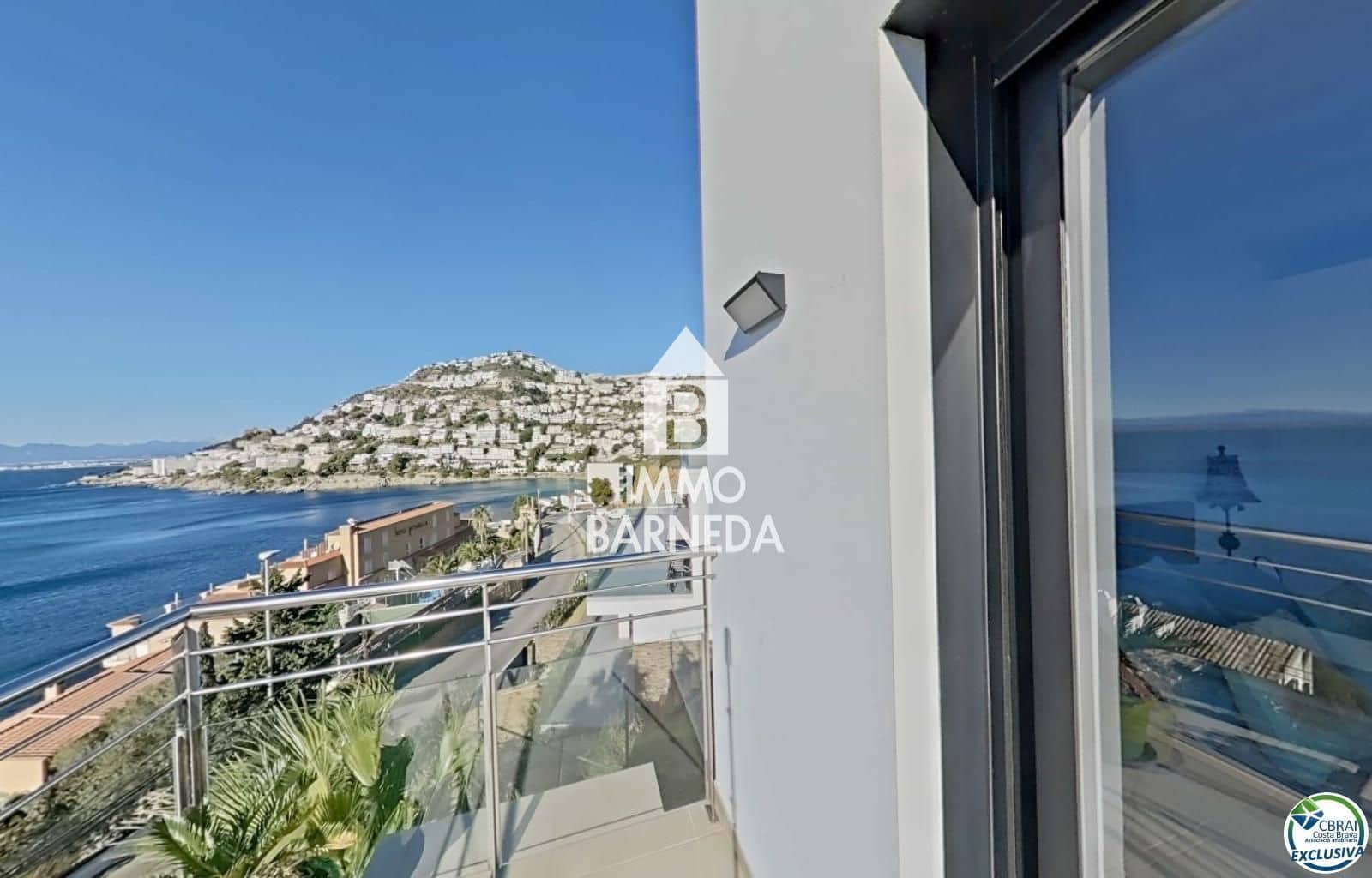 3 slaapkamer Villa te koop in Roses met zwembad garage - € 1.499.000 (Ref: 10051994)
