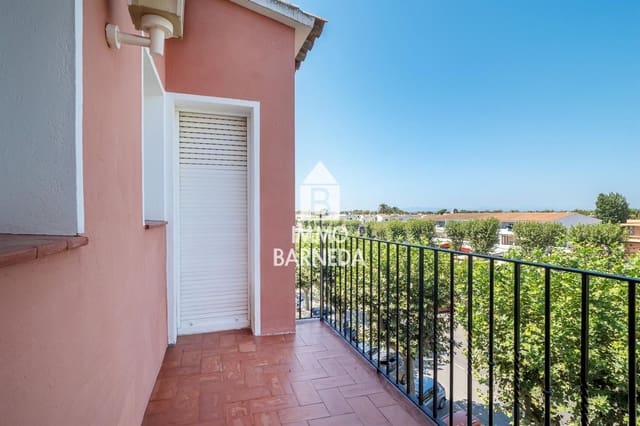 3 soveværelse Lejlighed til salg i Empuriabrava, Castelló d'Empúries med swimmingpool garage - € 199.000 (Ref: 10062860)
