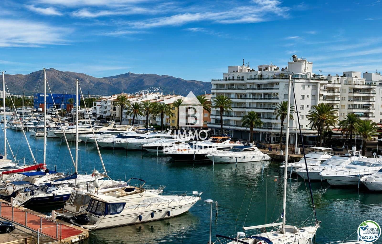 Piso de 2 habitaciones en Empuriabrava en venta - 259.000 € (Ref: 10062861)