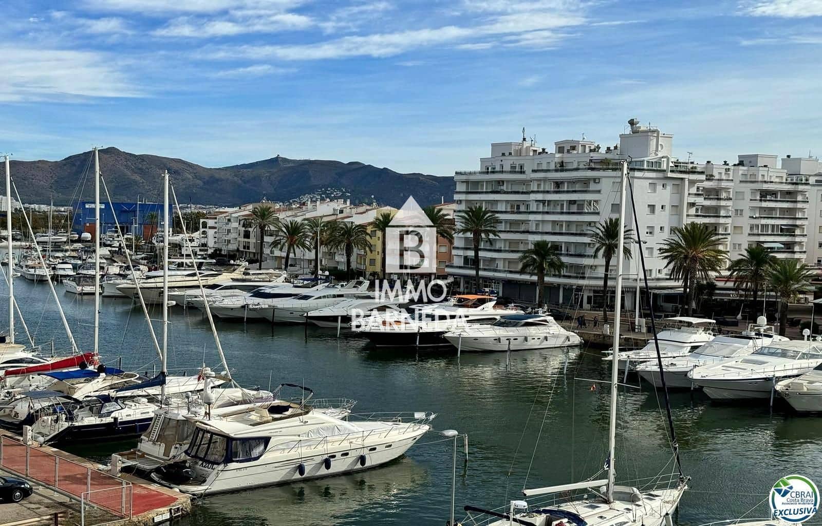 Piso de 2 habitaciones en Empuriabrava en venta - 259.000 € (Ref: 10062861)