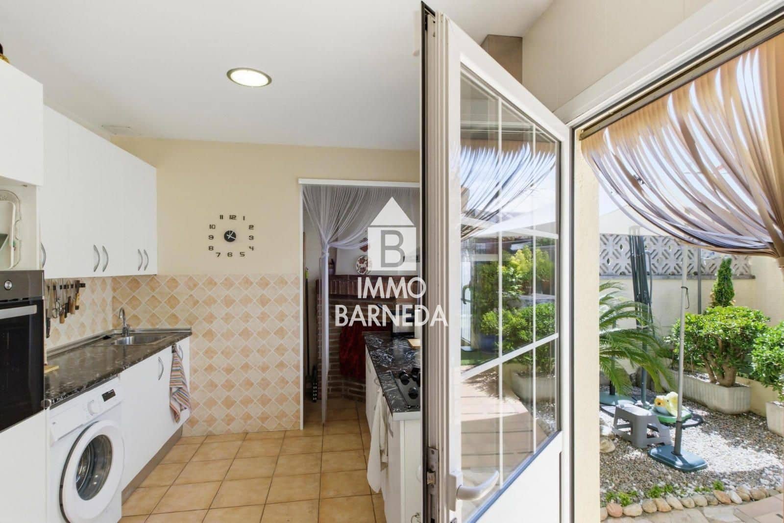 Chalet de 2 habitaciones en Empuriabrava en venta con garaje - 307.000 € (Ref: 10070254)