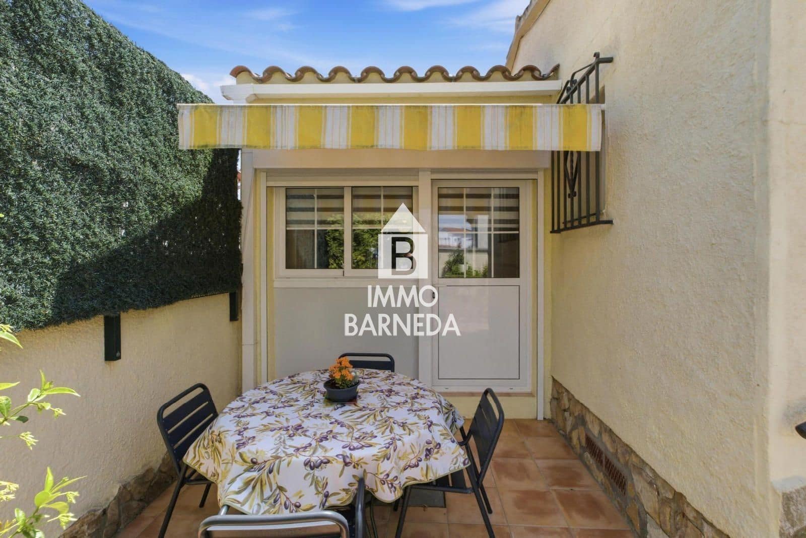 Chalet de 2 habitaciones en Empuriabrava en venta con garaje - 307.000 € (Ref: 10070254)