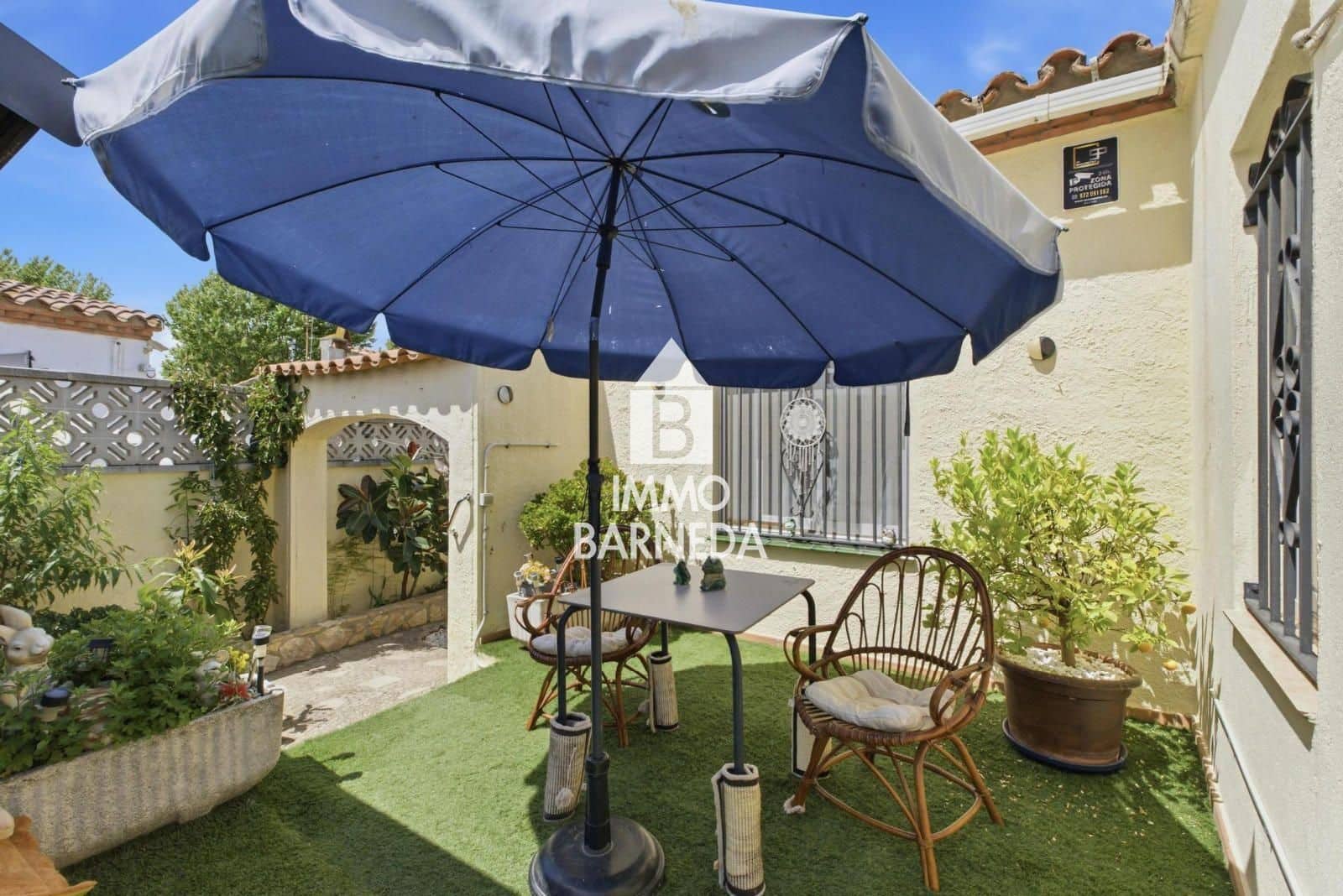 Chalet de 2 habitaciones en Empuriabrava en venta con garaje - 307.000 € (Ref: 10070254)