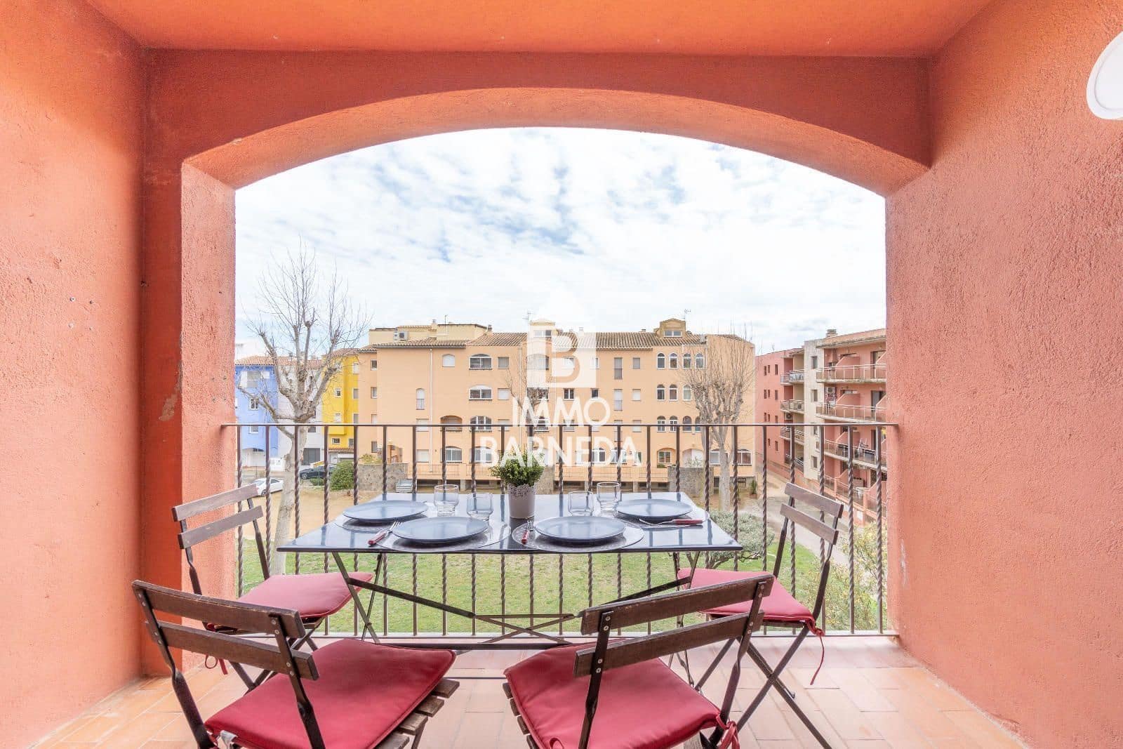 2 sovrum Lägenhet till salu i Empuriabrava med pool - 195 000 € (Ref: 10082203)