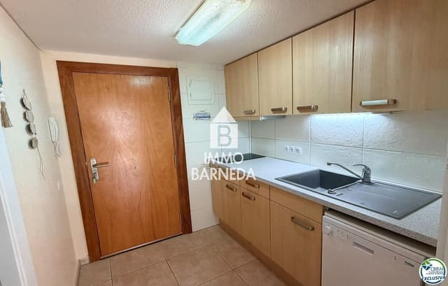 2 soverom Leilighet til salgs i Santa Margarida, Roses med svømmebasseng garasje - € 220 000 (Ref: 10091343)