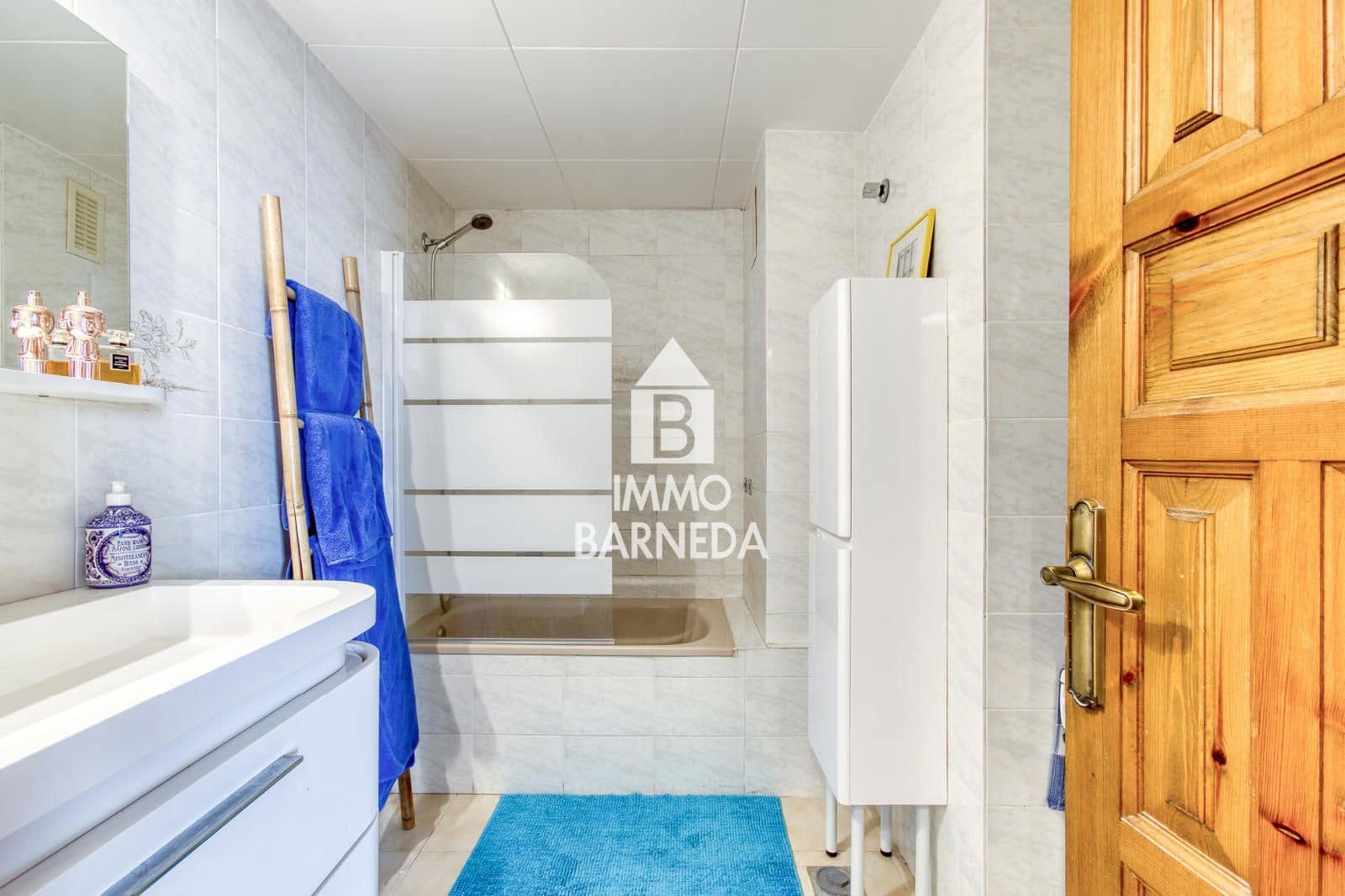 2 slaapkamer Flat te koop in Roses - € 319.000 (Ref: 10095031)
