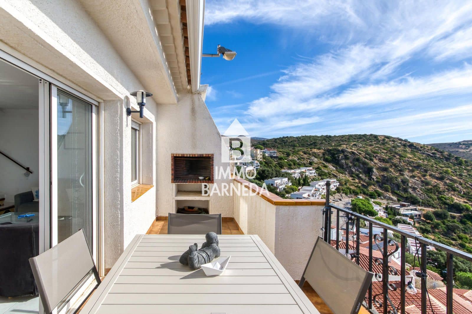 2 slaapkamer Flat te koop in Roses - € 319.000 (Ref: 10095031)