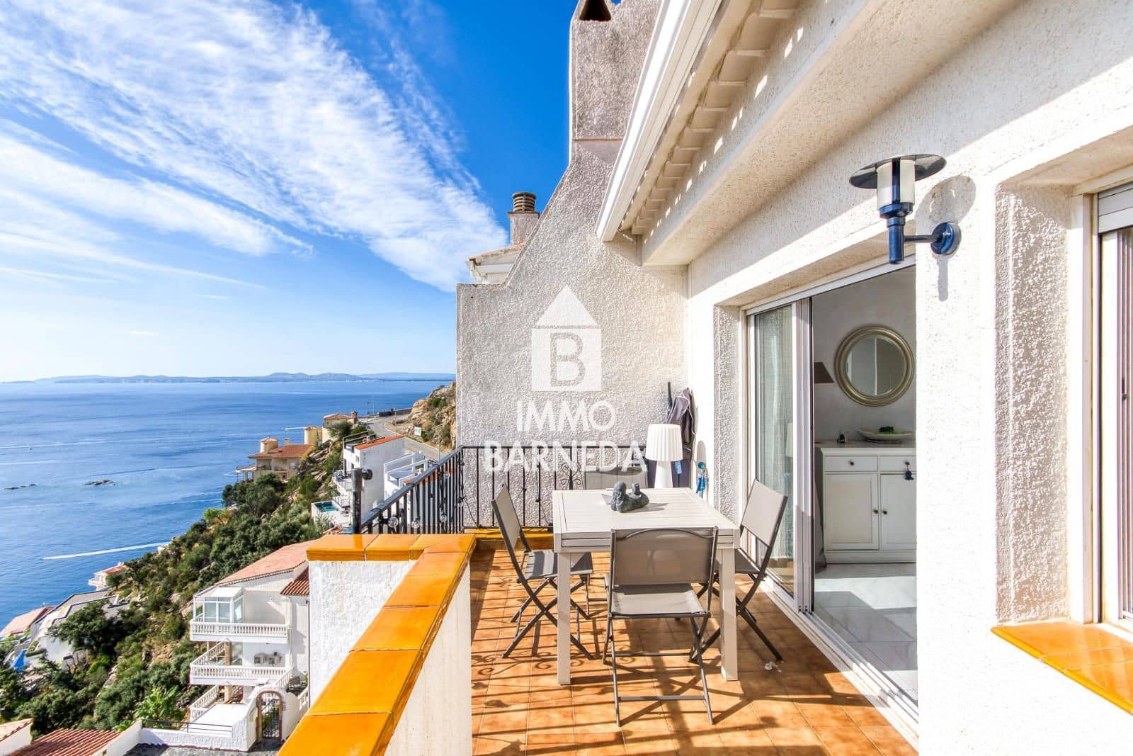 2 slaapkamer Flat te koop in Roses - € 319.000 (Ref: 10095031)
