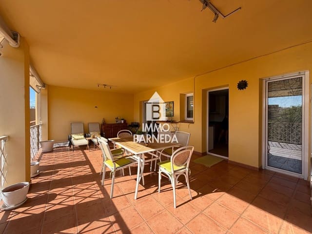 3 slaapkamer Flat te koop in Roses - € 375.000 (Ref: 10095709)