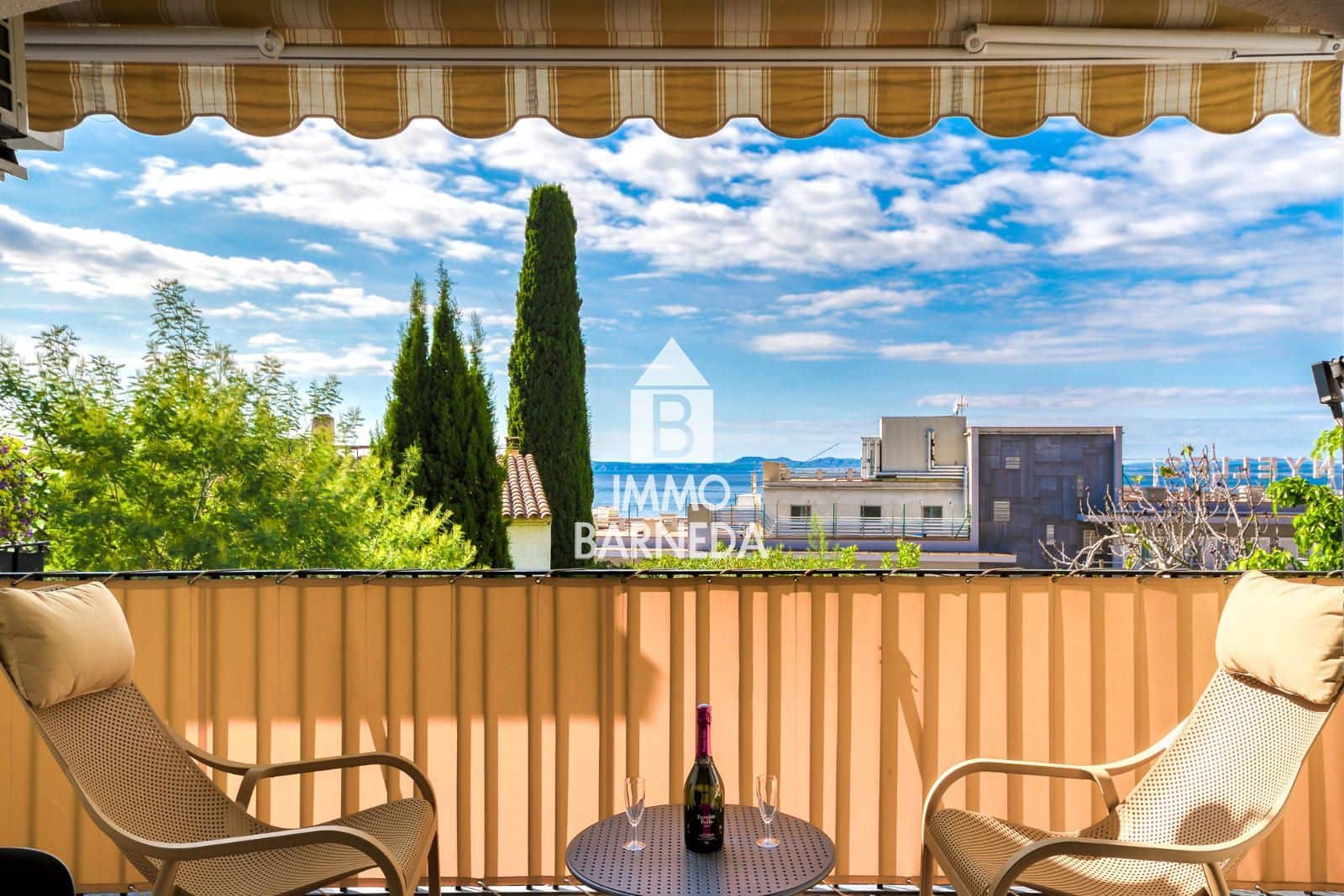 Piso de 2 habitaciones en Roses en venta con garaje - 299.000 € (Ref: 10095811)
