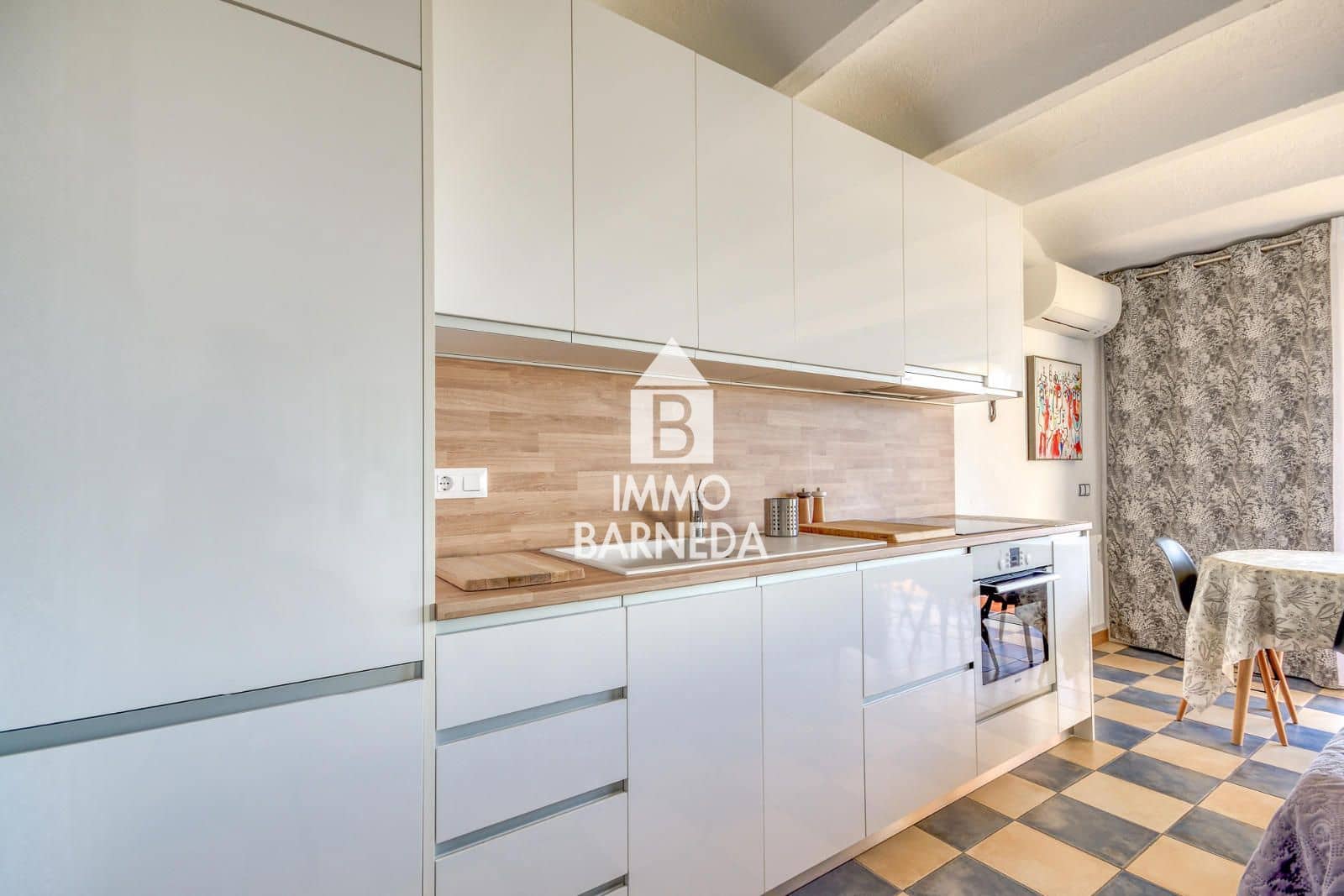 Piso de 2 habitaciones en Roses en venta con garaje - 299.000 € (Ref: 10095811)