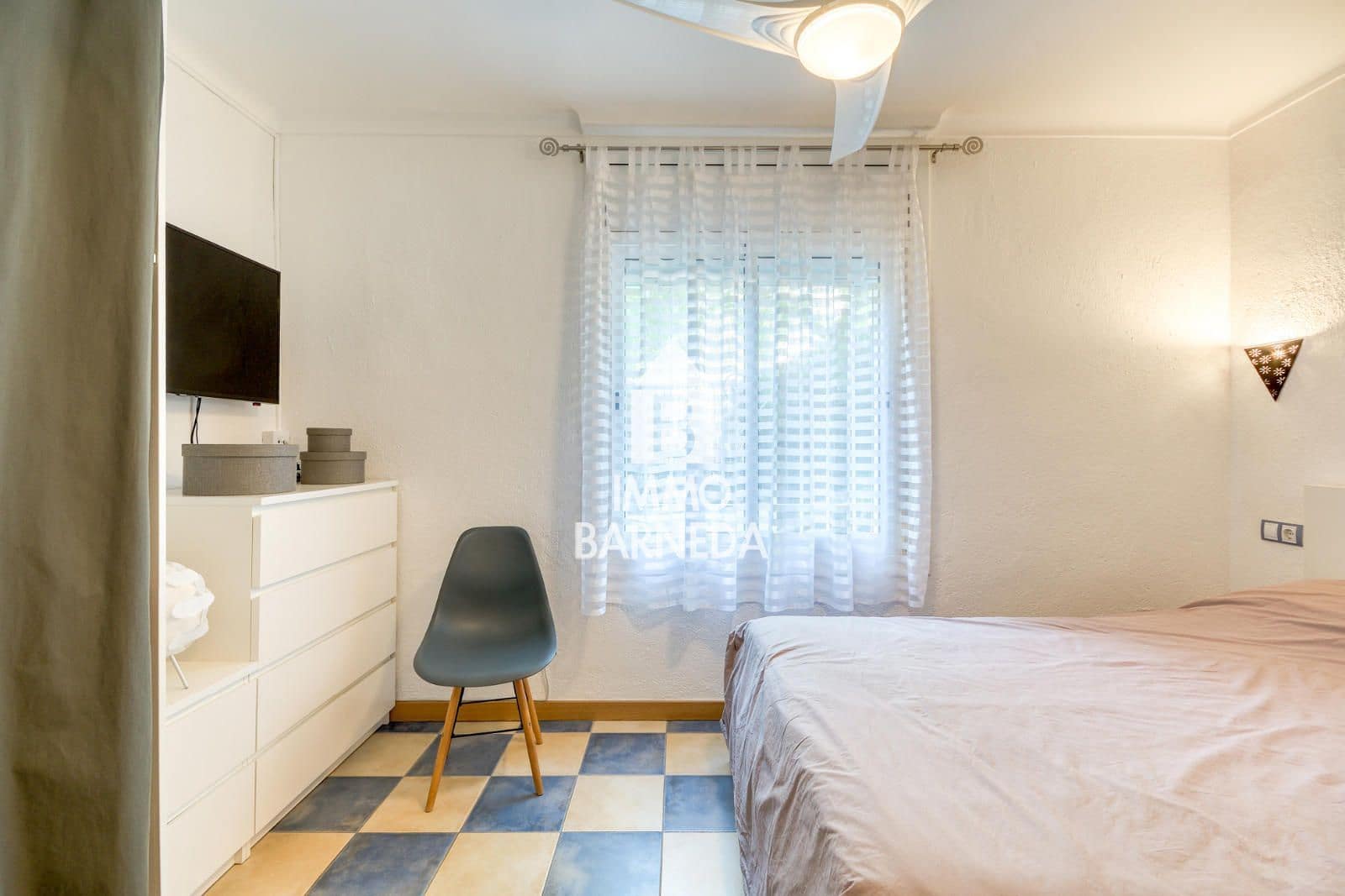 Piso de 2 habitaciones en Roses en venta con garaje - 299.000 € (Ref: 10095811)