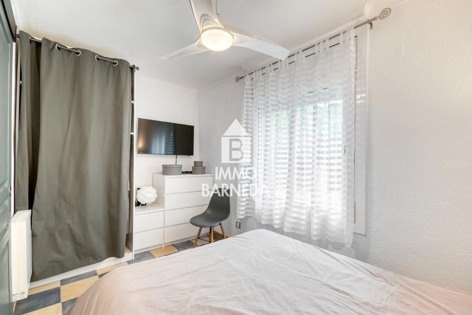Piso de 2 habitaciones en Roses en venta con garaje - 299.000 € (Ref: 10095811)